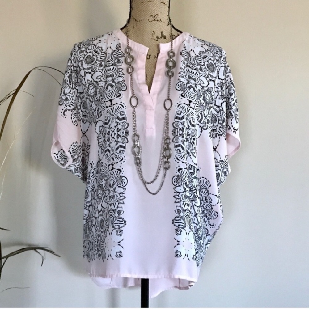 •Carmen Marc Valvo• print chiffon top {C18}